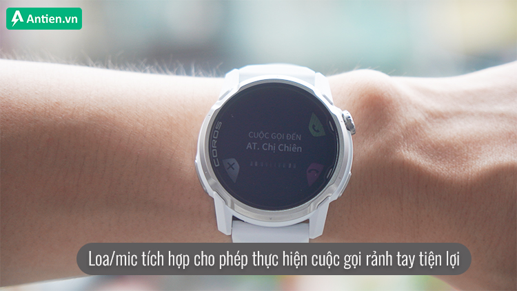 Loa+mic cho phép nhận cảnh báo bằng âm thanh, nhận cuộc gọi rảnh tay, ghi lại mã pin giọng nói