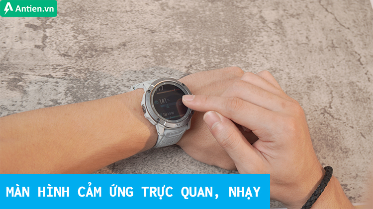 Lựa chọn màn hình cảm ứng trực quan hoặc điều khiển qua nút bấm