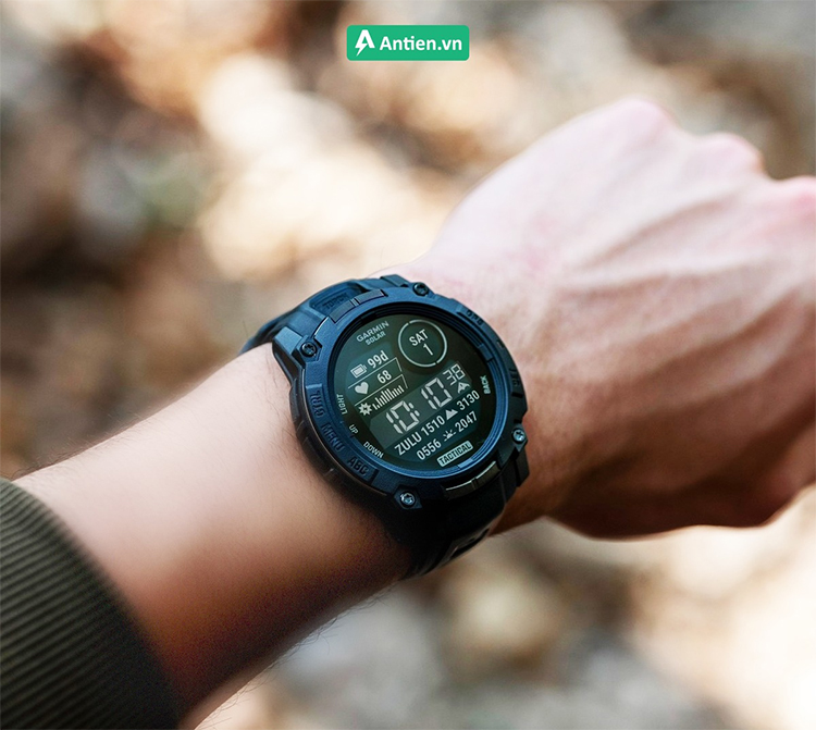 Instinct 3 Tactical dành riêng cho hoạt động ngoài trời, những người thích sống khác biệt