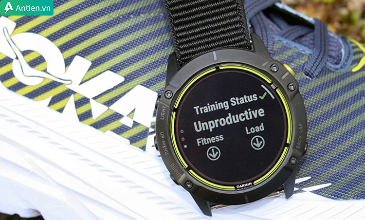 Enduro đem tới thời lượng pin tới 65 ngày với sạc năng lượng mặt trời