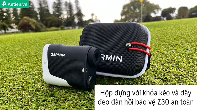 Garmin Approach Z30 đi kèm hộp đựng chắc chắn