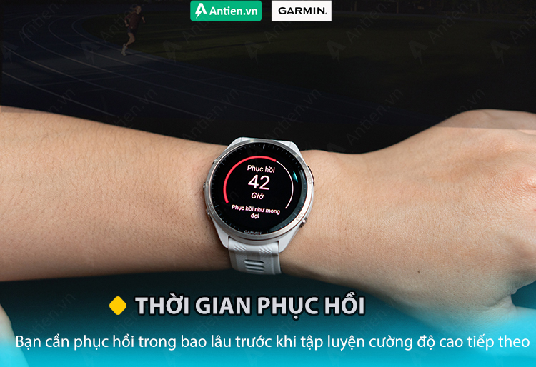 FR965 sẽ cho bạn biết cần bao nhiêu thời gian hồi phục sau mỗi lần luyện tập