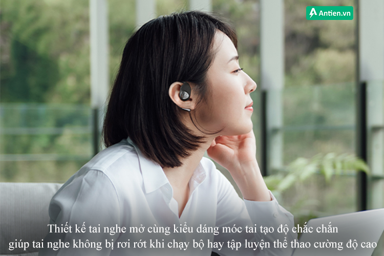 Thiết kế Open-ear dạng móc tai tránh rơi rớt khi tập luyện