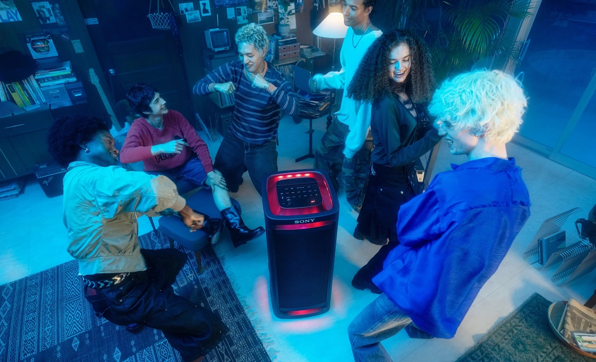 Hệ thống đèn LED 360° trên loa Sony ULT Tower 9 tạo không gian tiệc sôi động