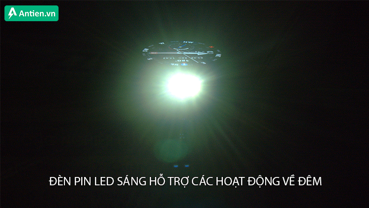 Nhiều cường độ sáng cùng 2 ánh sáng trắng và đỏ để đảm bảo an toàn về đêm