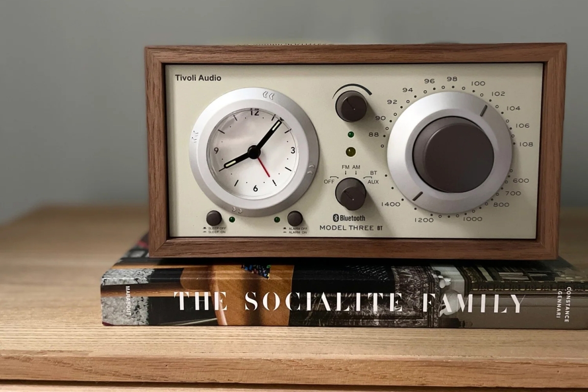 Mua loa bluetooth Tivoli Audio Model Three BT chính hãng ở Antien.vn