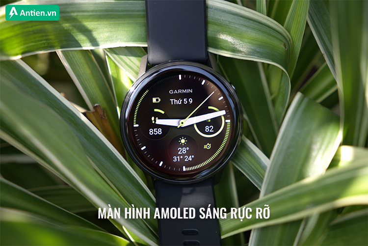 Màn hình Amoled hiển thị thông tin rõ nét trong mọi điều kiện sáng