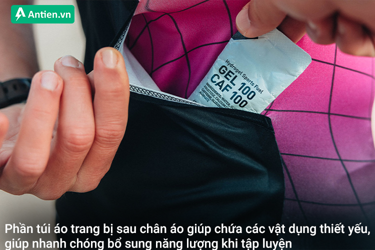 Túi chứa đồ trang bị sau lưng mang đến không gian để đồ thiết yếu