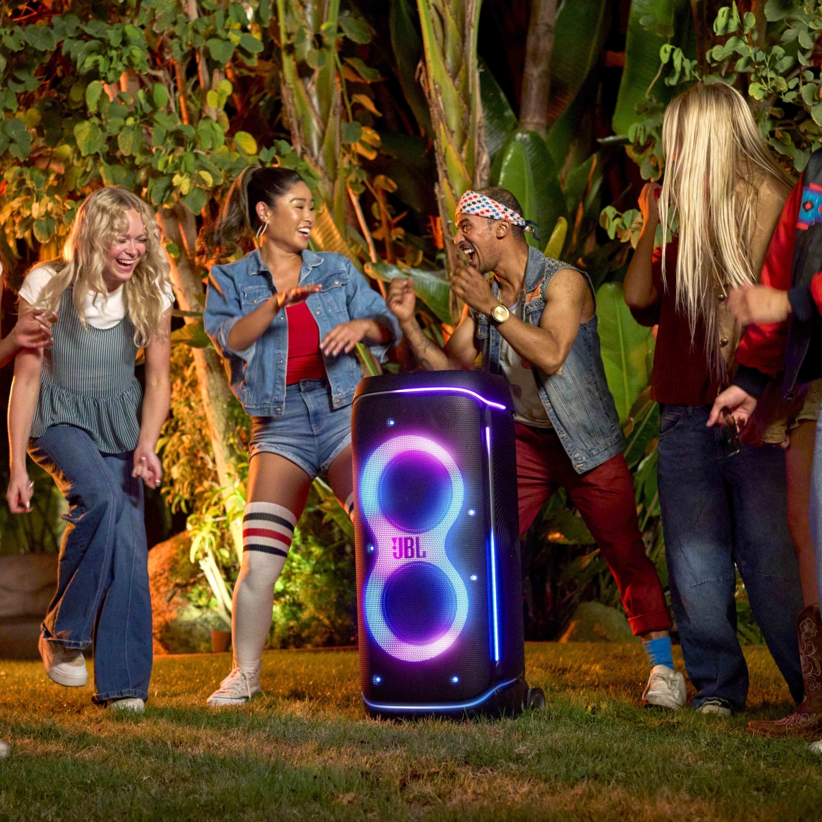 JBL PartyBox 720 – Âm thanh hoành tráng cho không gian lớn