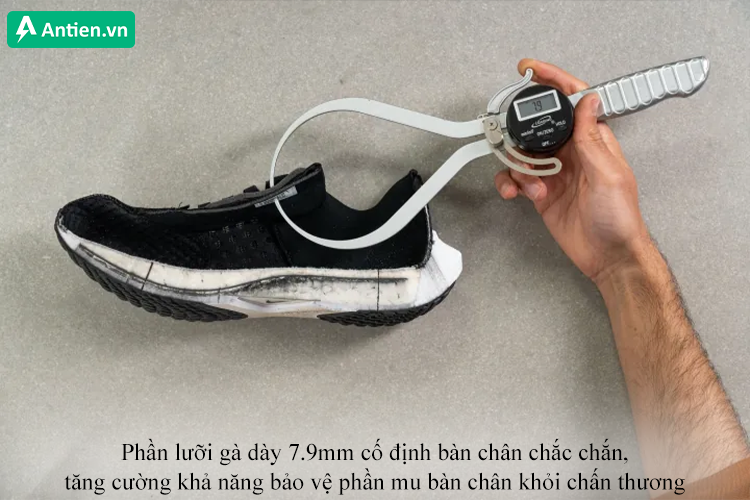 Tấm Speedboard Carbon tăng cường độ nảy cho giày