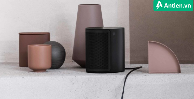 B&O Beoplay M3 có thiết kế tối giản, không chiếm diện tích