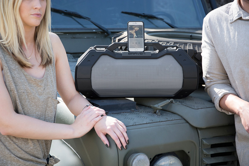 loa-bluetooth-braven-brv-xxl-picnic-ngoai-troi-1.jpg